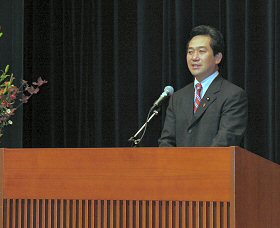 伊藤大臣による講演「一人ひとりの夢の実現に向けて〜ペイオフ解禁拡大・自己責任を考える〜」