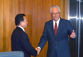 ゴー・チョクトン上級相 兼 通貨監督庁(MAS)議長と面会(7月2日)